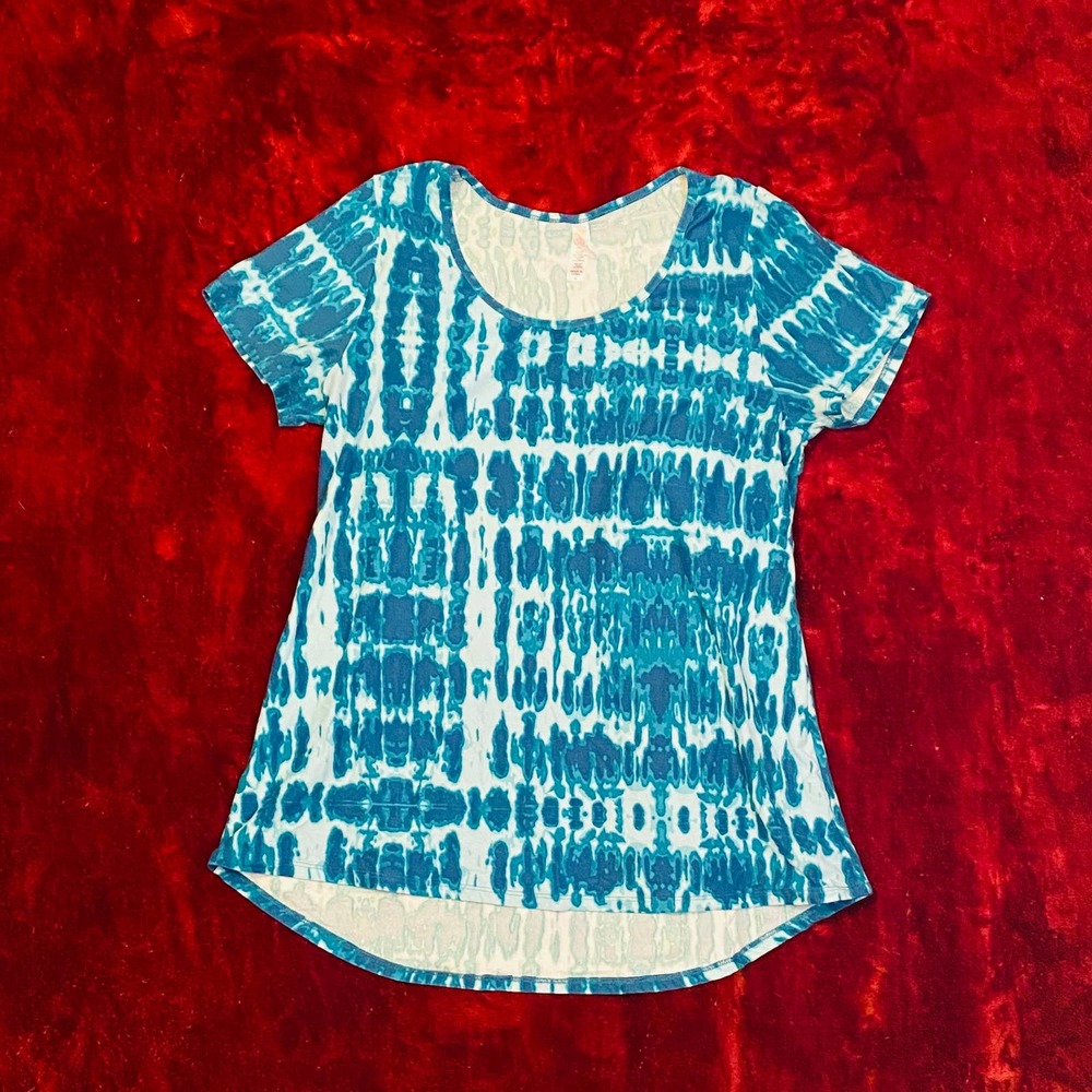 LuLaRoe Classic T Top Size M (10-12) rounded neckline short sleeves Teal Tie-Dye
